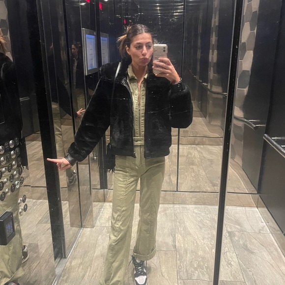 Meet your Posher, Eliza - Picture 7 of 10